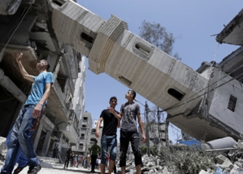 Qəzzədə məscidlərin dağıdılması sionist rejimin cinayətlərinə sübutdur – Video