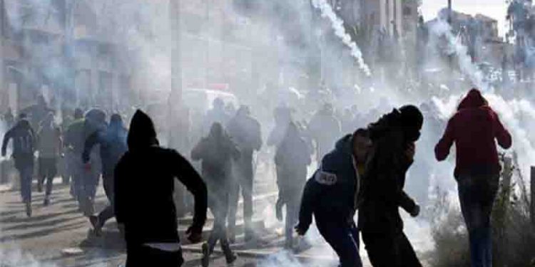 Sionist hərbiçilərinin Əl-Xəlilin şimalına hücumunda onlarla fələstinlinin yaralanması