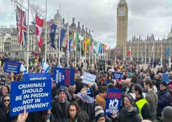 Netanyahu əleyhinə etirazlar Londona da çatıb