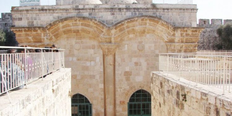 Sionist işğalçılarının Məscidul-Əqsada “Rəhmət qapısı”-na hücumu