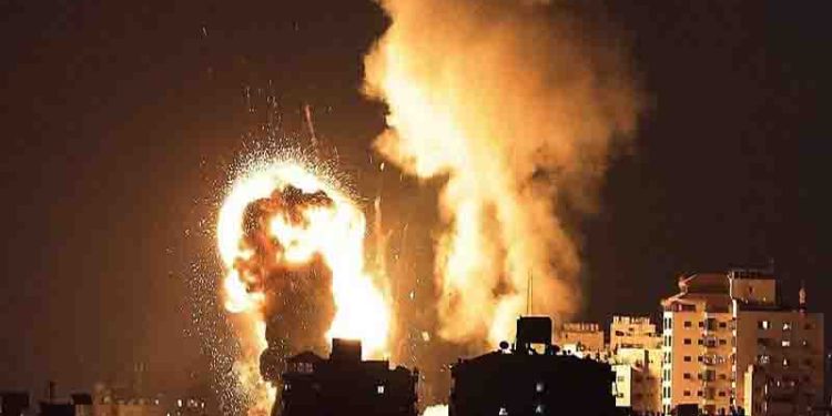 İsrail qırıcılarının Qəzzə zolağına və Livanın cənubuna hücumları