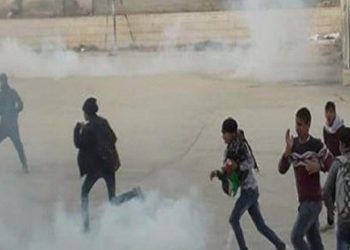 Sionistlər göz yaşardıcı qazlarla məktəbə hücum ediblər