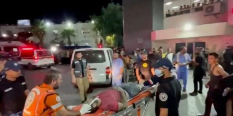 Qəzzədə növbəti xəstəxanaya hücum/8000 nəfərin canı təhlükədədir