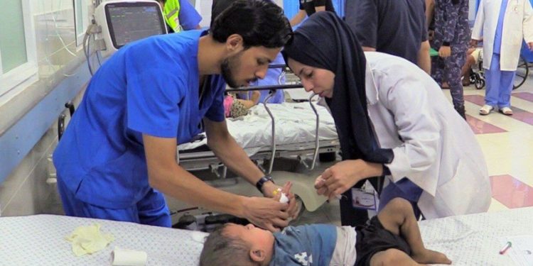 Sionist həkimlərin Qəzzə xəstəxanalarının bombalanması üçün qəribə istəkləri