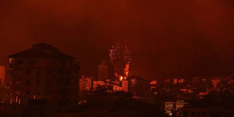 Sionist rejiminin Qəzzəyə hücumları\Sionist qırıcıları Rantisi uşaq xəstəxanasını hədəf seçib