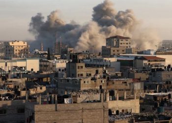 Qəzzədəki Əl-Bərraq məktəbinin dağıntıları altından 50 şəhidin cənazəsi çıxarılıb