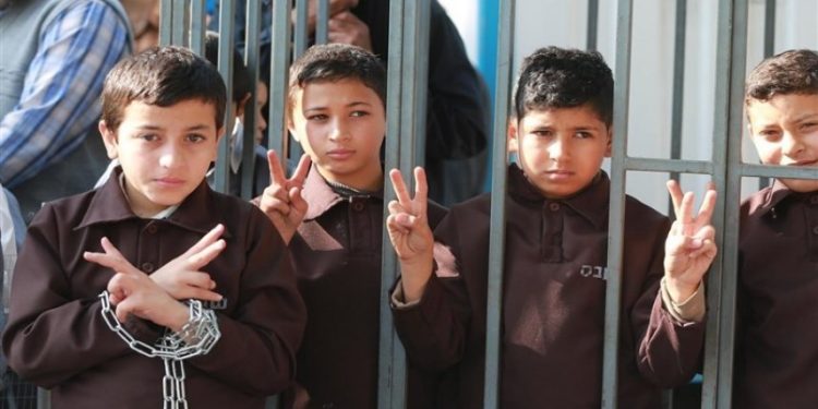 Sionistlərin fələstinli əsir uşaqlara qarşı qeyri-insani işgəncələri