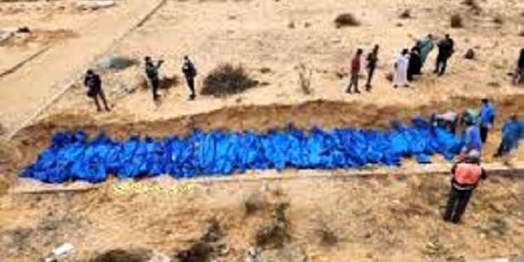 Xan Yunisdəki kütləvi məzarlıqda 150 fələstinlinin cəsədinin tapılması