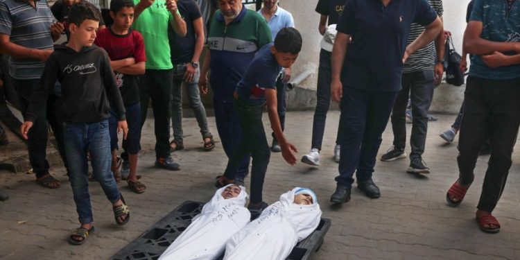 Qəzzənin qərbinin bombalanması zamanı 8 nəfər şəhid olub