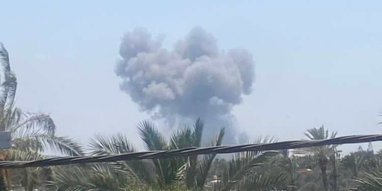 İsrail ordusu Qəzzədə növbəti məktəbi bombalayıb