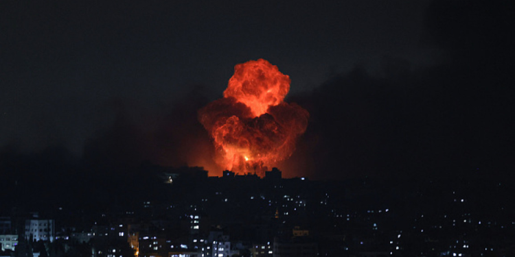 Sionistlərin Qəzzəyə hücumlarında bir neçə şəhid və yaralı var