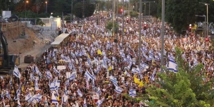 İşğal olunmuş ərazilərdə ümummilli tətillərin başlanması