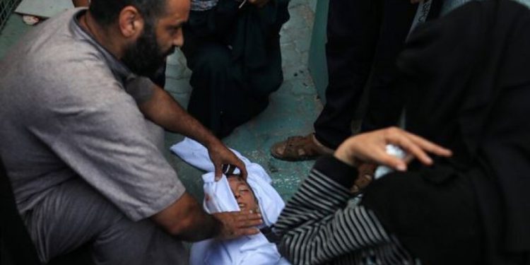 Qəzzənin bombalanması zamanı 7 fələstinli şəhid olub