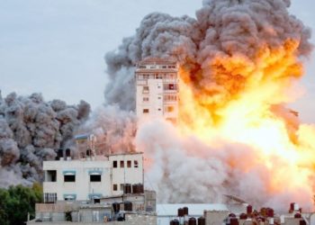 Qəzzədəki “əl-Cauni” məktəbi hücuma məruz qalıb