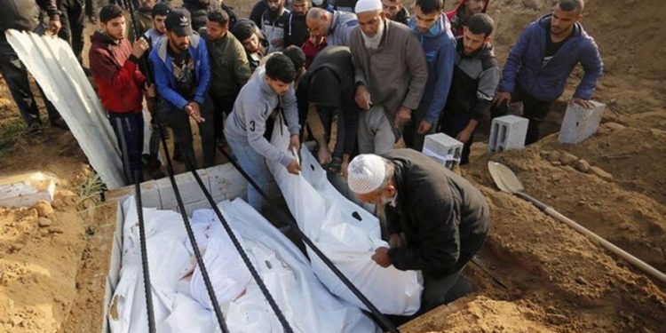 Qəzzə zolağının şimalında fələstinli 40 vətəndaşın şəhid olması