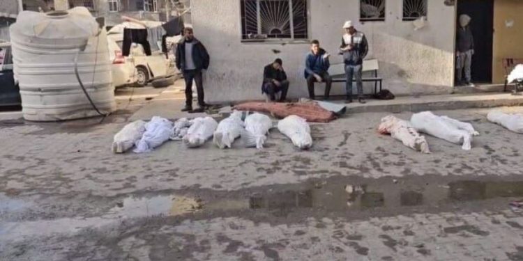 Qəzzə zolağında bir mənzilin bombalanması zamanı 21 fələstinli şəhid olub