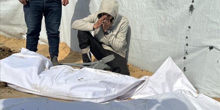 Qəzzədə bugün səhər saatlarından indiyə qədər 16 nəfər şəhid olub