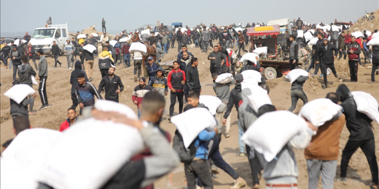 İsrail rejimi Qəzzədə un növbəsinə hücum edib