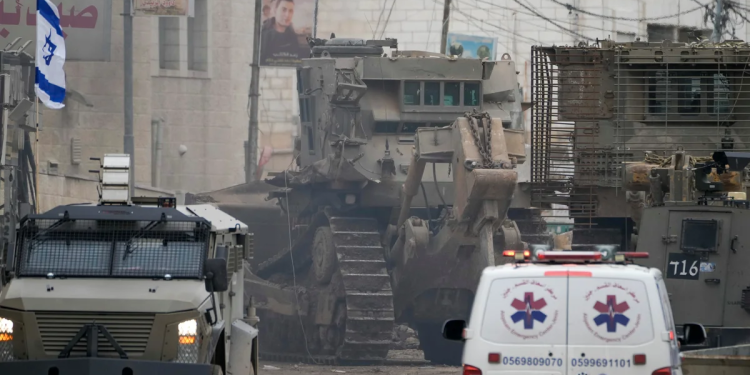 İsrail Qoşunları Cenin Şəhərində Evləri Yıxır, Sakinləri Məcburi Evakuasiya Edir və İqtisadi Sabotaj Edir