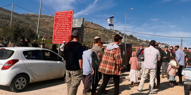 25 ildən sonra… işğalçı qüvvələr Yusif məqbərəsinə daimi qayıdışı nəzərdən keçirir