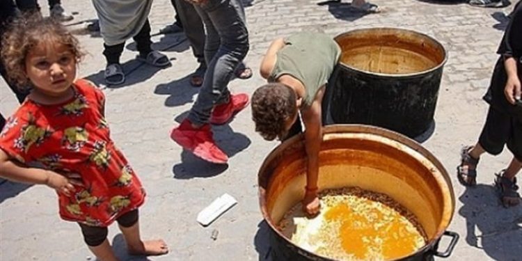 İsrailin Qəzzəni bombalaması, qida və səhiyyə sistemlərinin məhv edilməsi davam edir