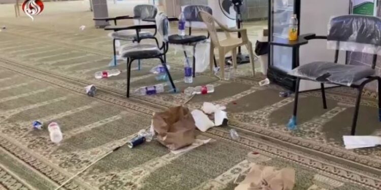 İşğal qüvvələrinin İordan çayının qərb sahilindəki məscidlərə hücumu