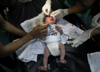 Qəzza həkimləri haqda sənədli film BBC-də “neytrallıq və tərəfkeşlik” böhranı yaradıb