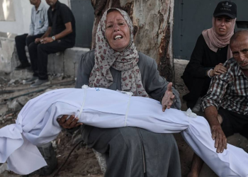 Sionist rejimin Xan Yunis, Rəfəh və Bureycdə məcburi köçkünlərin çadırlarını və məktəbini bombalanması nəticəsində şəhidlər