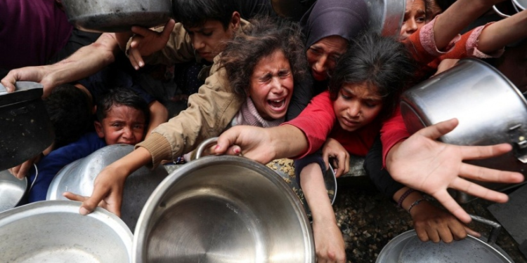 BMT-dən Qəzzada hamilə qadınlar və körpələrin ağır vəziyyəti ilə bağlı xəbərdarlıq