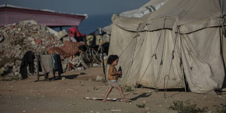 Sionit rejim körpələr üçün ərzaq məhsullarının daxil olmasına qəsdən mane olur və onların ölümünə səbəb olur